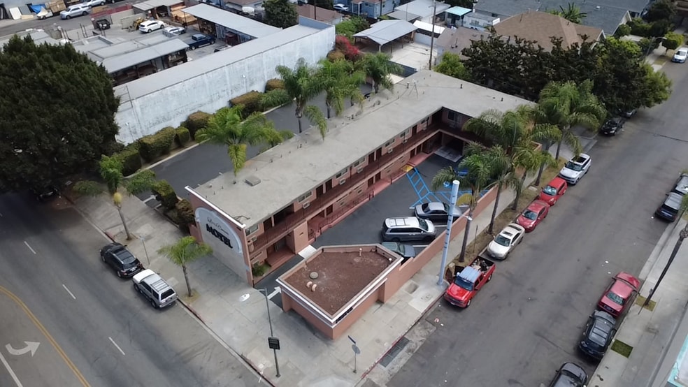 More Photos Of 4330 S Broadway, Los Angeles Hotel For Sale