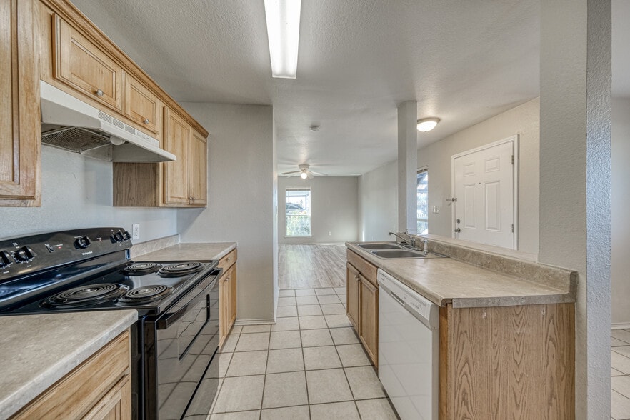 More Photos Of 771 Olive Branch Rd, Brock Apartments For Sale