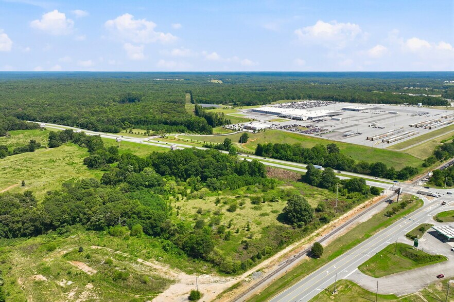 More Photos Of Hwy 441 and South Elm Street, Commerce Land For Sale