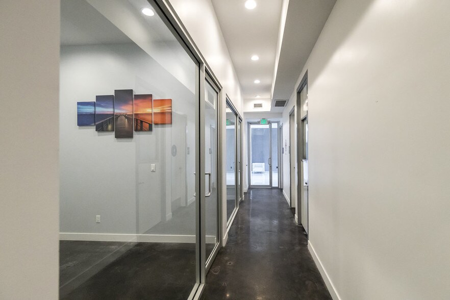 More Photos Of 6829 Lankershim Blvd, North Hollywood Medical For Lease
