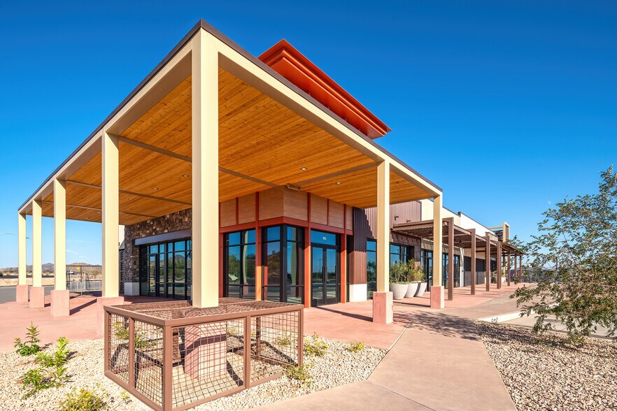 More Photos Of NEC 83rd Ave & Happy Valley Rd, Peoria General Retail For Lease