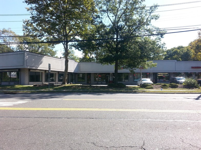 More Photos Of 2-14 Middle Country Rd, Middle Island Freestanding For Lease