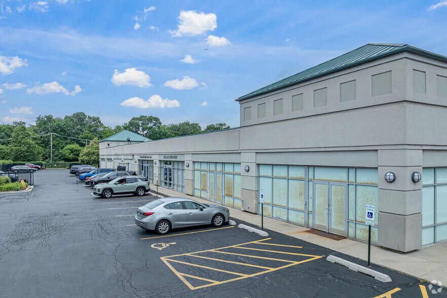 More Photos Of 8741 S Greenwood Ave, Chicago Unknown For Lease