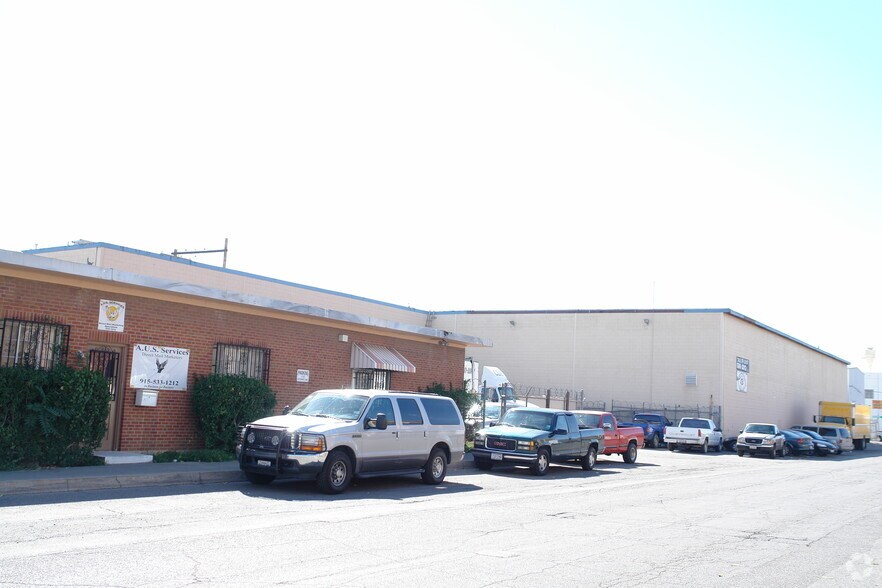 More Photos Of 2000 Mills Ave, El Paso Warehouse For Lease