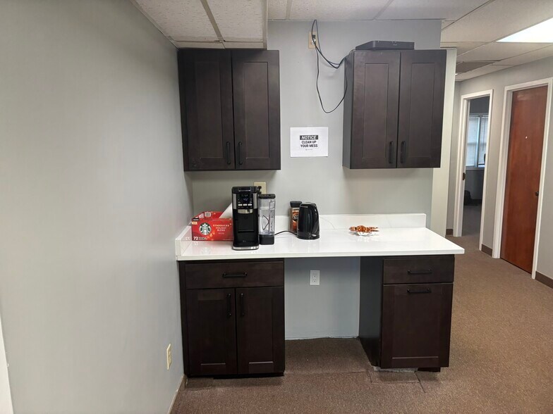 More Photos Of 4248-4250 Chain Bridge Rd, Fairfax Medical For Lease