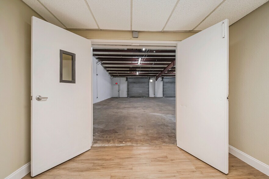 More Photos Of 440 Plumosa Ave, Casselberry Warehouse For Lease