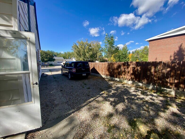 More Photos Of 730 Granite Ave, Shelby Specialty For Sale