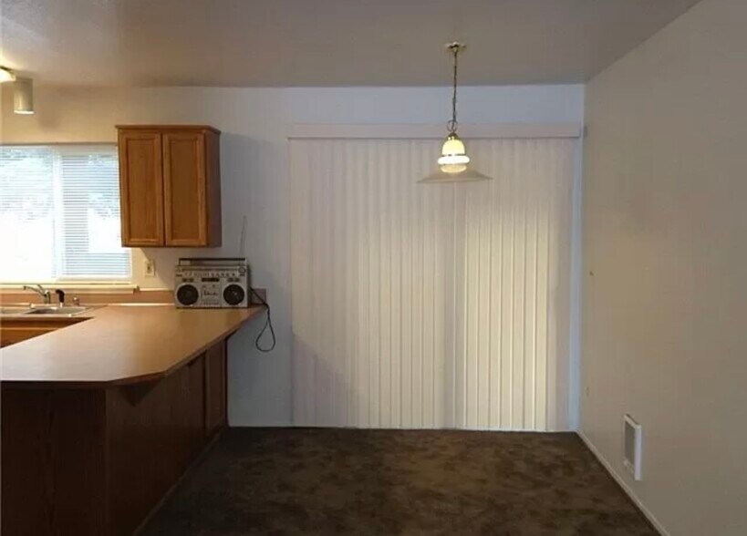 More Photos Of 1019 18th St NE, Auburn Apartments For Sale