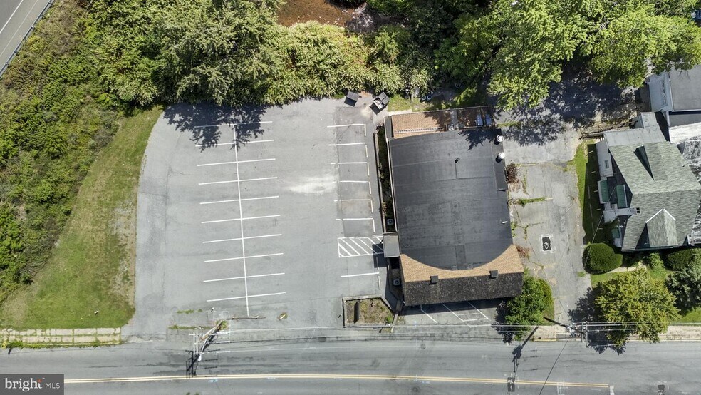 More Photos Of 5 Spring Valley Rd, Reading Restaurant For Sale