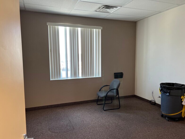 More Photos Of 5096 W Post Rd, Las Vegas Office Residential For Sale