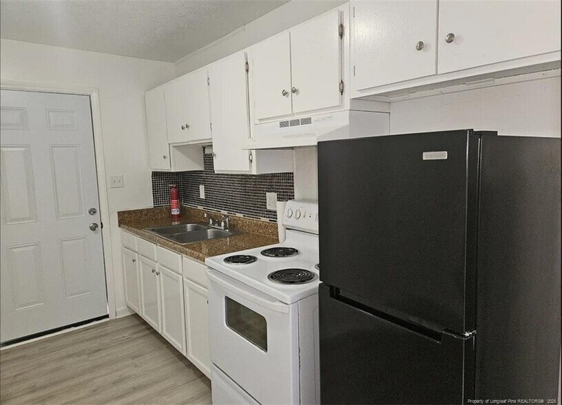 More Photos Of 6429 Starbrook Dr, Fayetteville Apartments For Sale