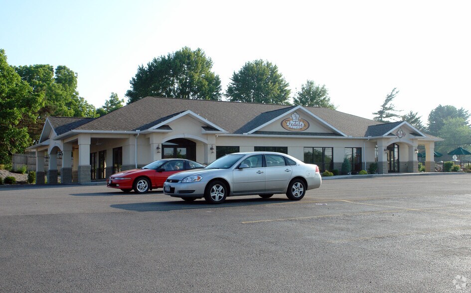 More Photos Of 25 Old Scottsville Chili Rd, Rochester Bar For Sale