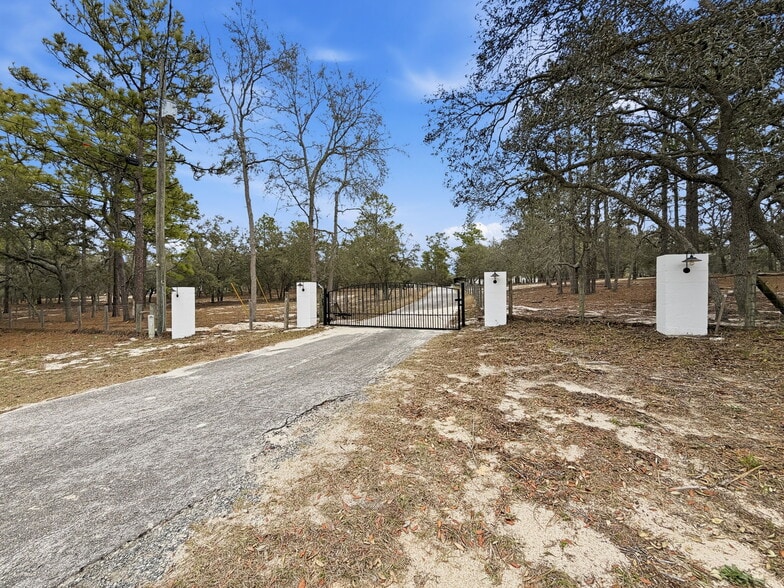 More Photos Of 12124 Squeeze Ave, Brooksville Land For Sale
