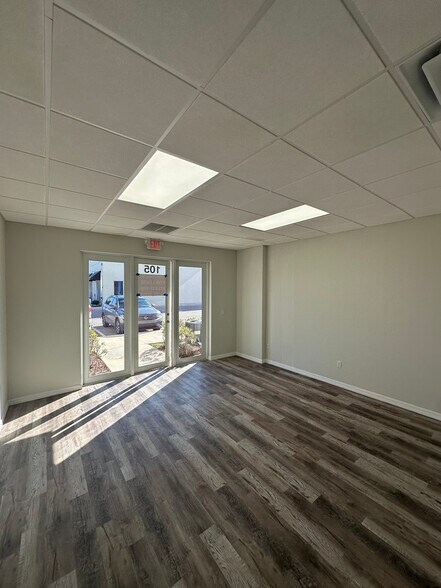More Photos Of 500 NW University Blvd, Port Saint Lucie Unknown For Lease