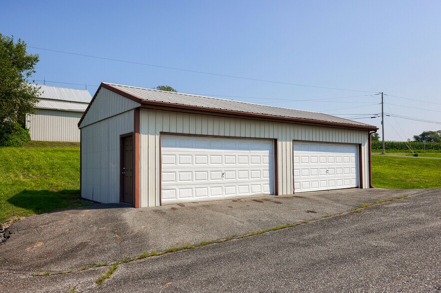 More Photos Of 56 Seip Ln, Shoemakersville Industrial For Sale