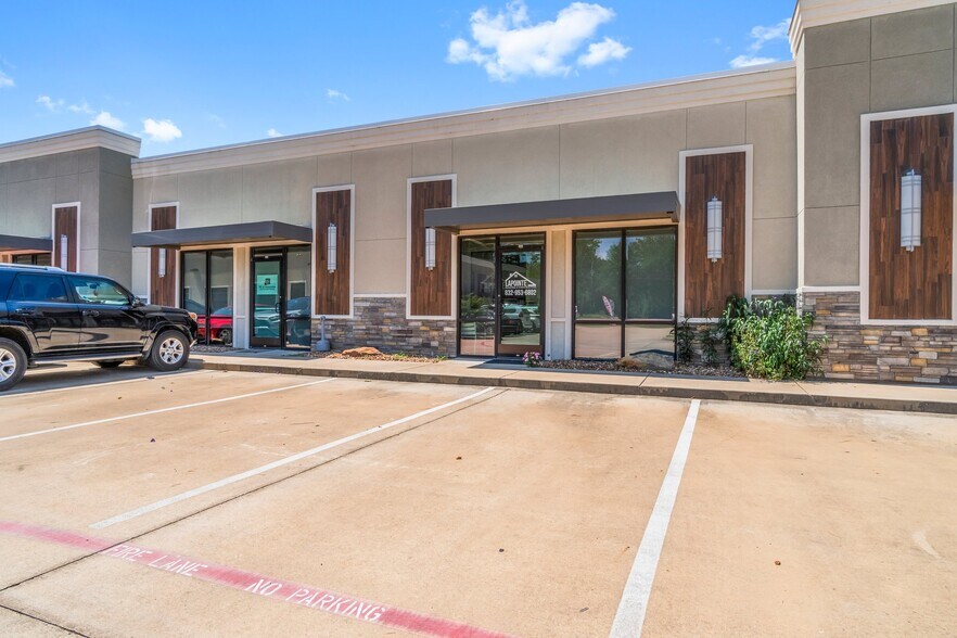 More Photos Of 28789 Hardin Store Rd, Magnolia Office For Sale