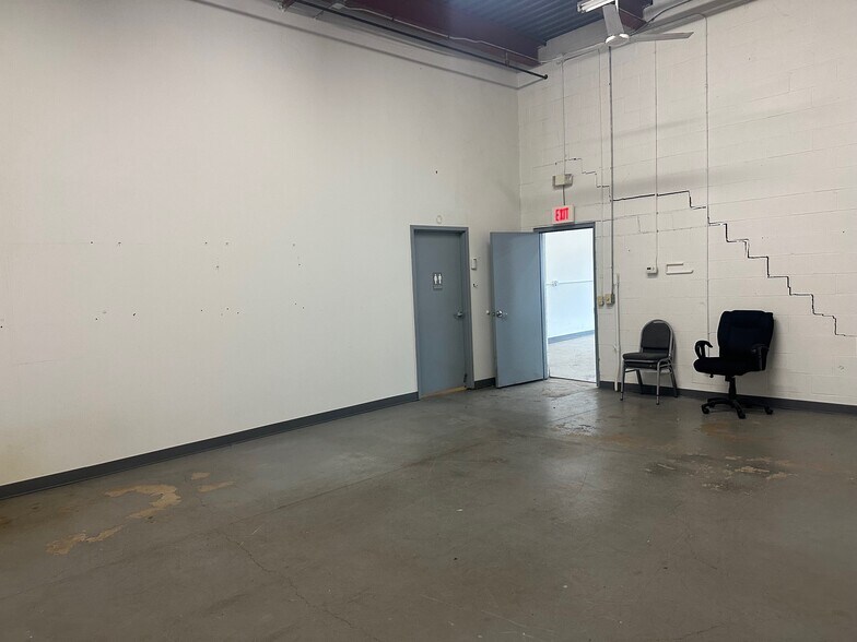 More Photos Of 3959 Union Rd, Cheektowaga Storefront Retail Office For Lease