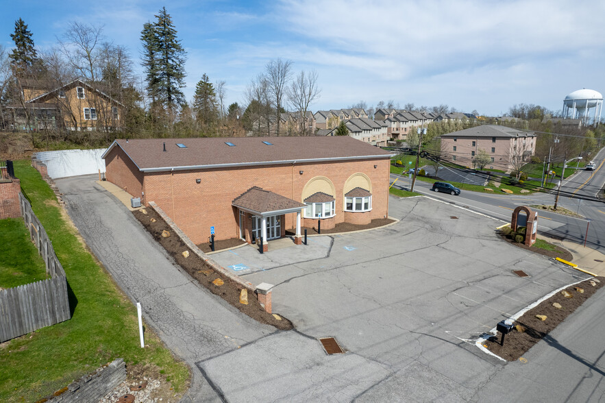 Primary Photo Of 8 Hattman Dr, Coraopolis Office For Sale