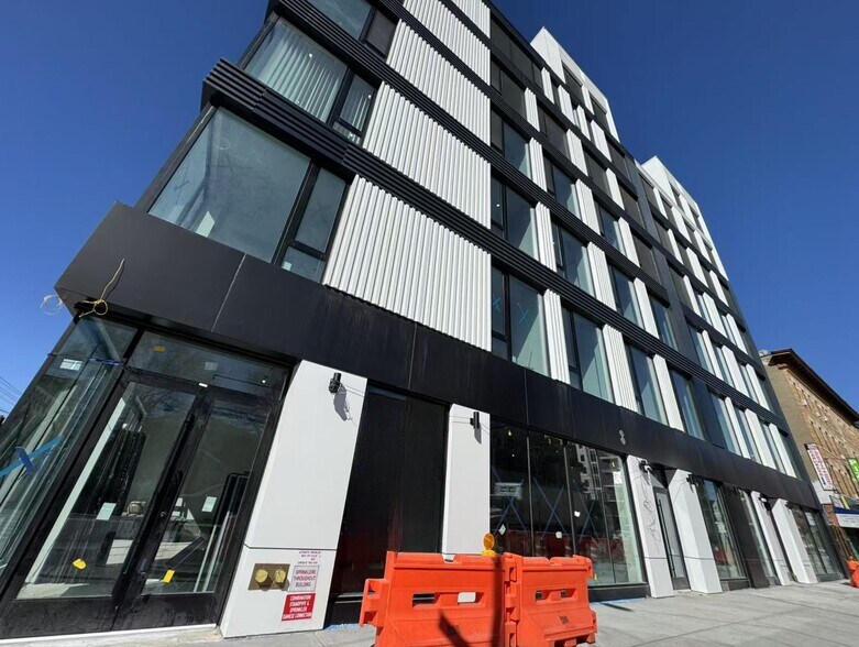 More Photos Of 31-16 21st St, Astoria Apartments For Lease