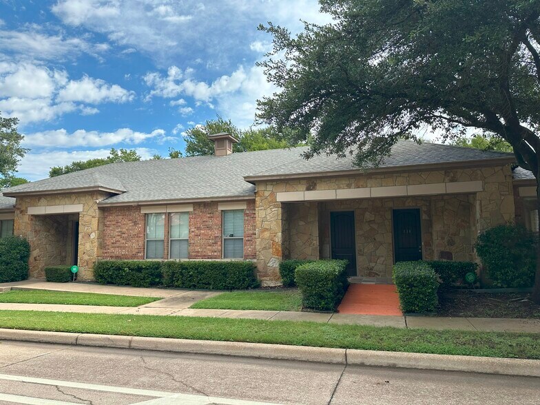 More Photos Of 7625 Bellaire Dr S, Fort Worth Office For Lease