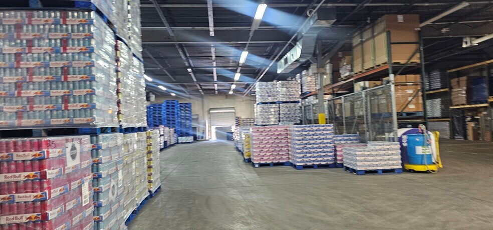 More Photos Of 820 Boston Tpke, Shrewsbury Warehouse For Lease