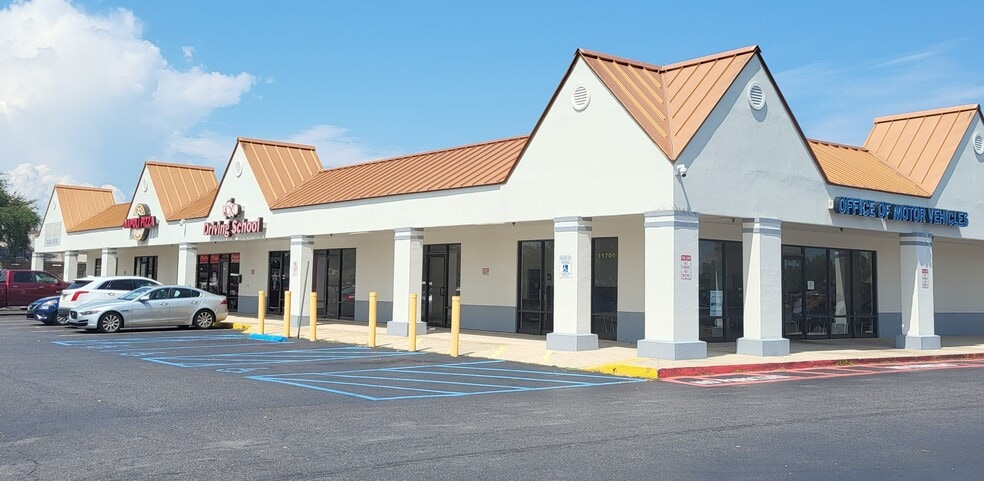 More Photos Of 7500 Bullard Ave, New Orleans Storefront For Lease
