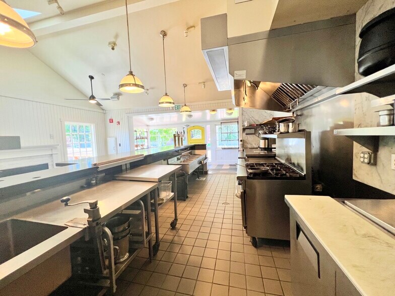 More Photos Of 145 1st St, Los Altos Restaurant For Lease