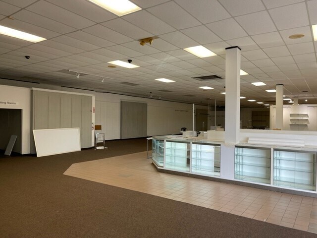More Photos Of 6433 Highway 182 E, Morgan City Storefront For Lease