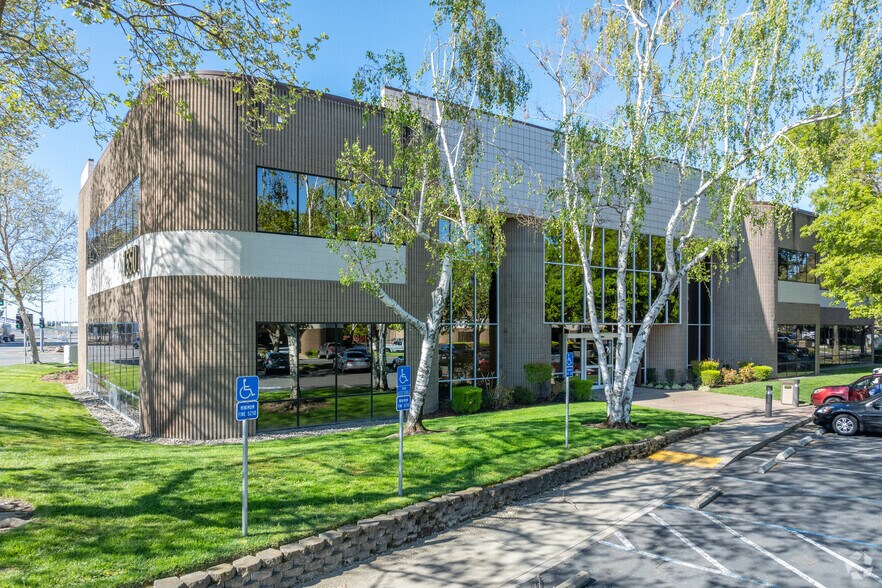More Photos Of 1450 Harbor Blvd, West Sacramento Unknown For Lease