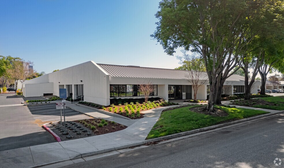 More Photos Of 3070 Orchard Dr, San Jose Flex For Sale