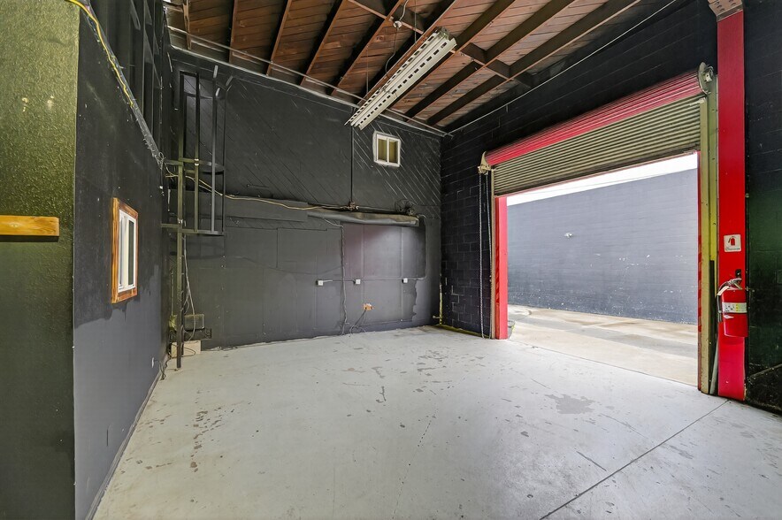 More Photos Of 760 Stone St, Oakland Industrial For Lease