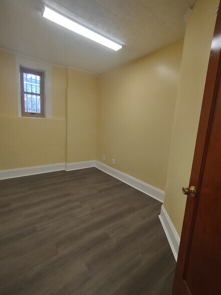 More Photos Of 175 Fenimore St, Brooklyn Flex For Lease