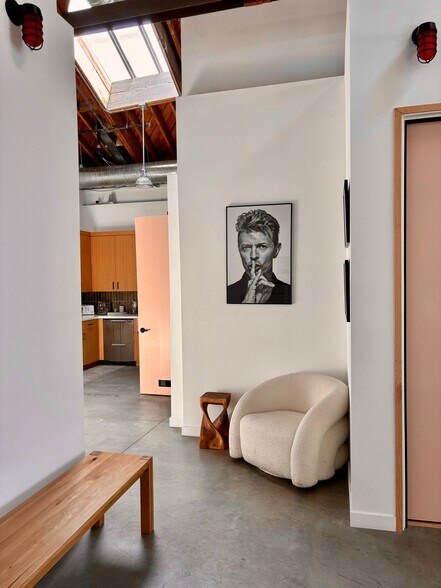 More Photos Of 8500 Steller Dr, Culver City Loft Creative Space For Lease