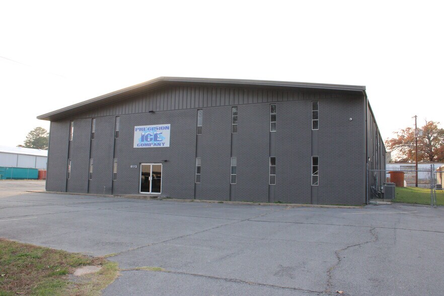 More Photos Of 6112 Patterson Rd, Little Rock Light Distribution For Sale