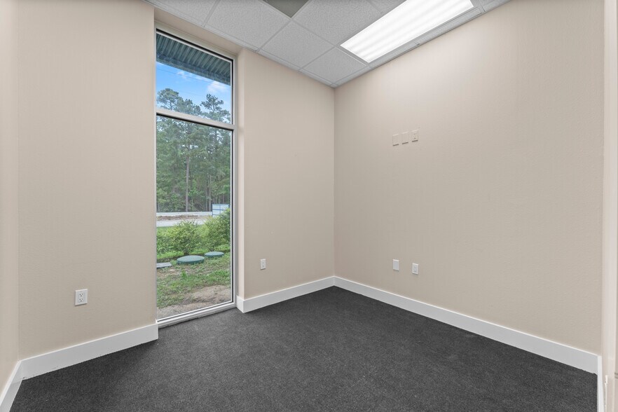 More Photos Of 32411 Tamina Rd, Magnolia Light Distribution For Lease