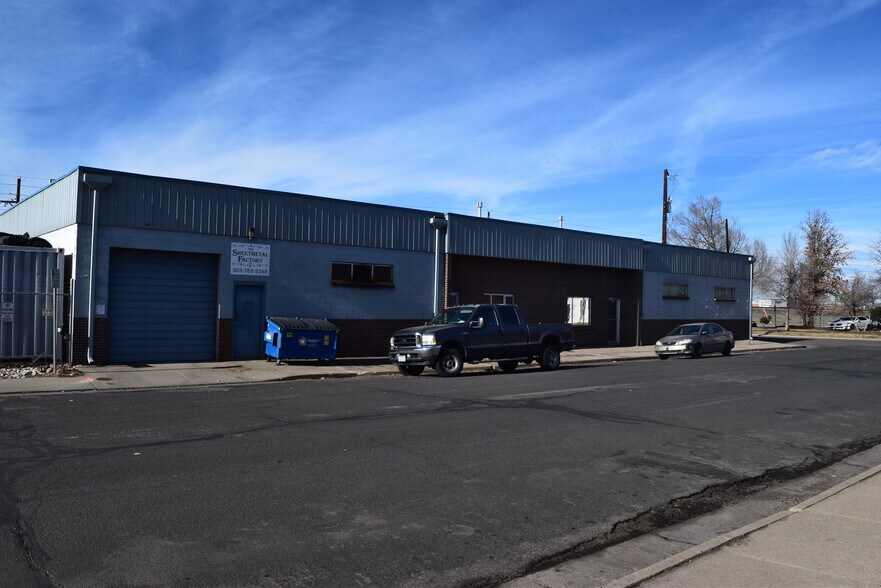 More Photos Of 3905-3911 S Mariposa St, Englewood Warehouse For Lease