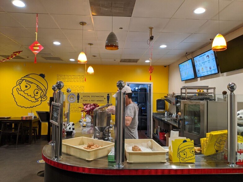 More Photos Of 141-145 N Atlantic Blvd, Monterey Park General Retail For Lease