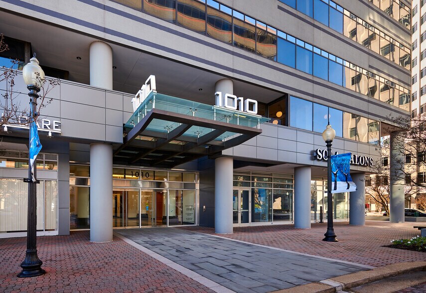 More Photos Of 1010 N Glebe Rd, Arlington Office For Lease