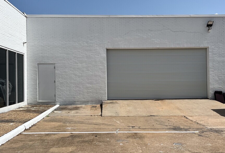 More Photos Of 16210 Clay Rd, Houston Auto Repair For Lease