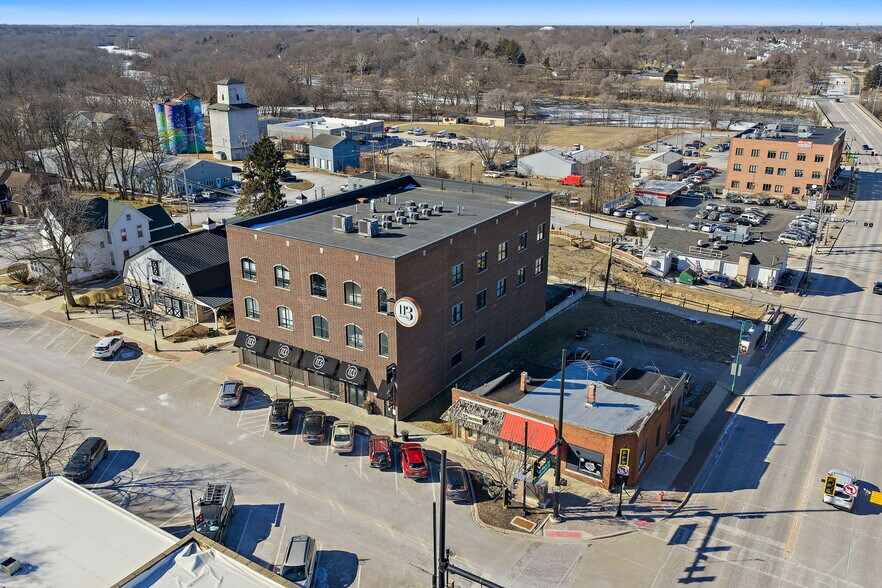 More Photos Of 113 Main St, Oswego Medical For Sale