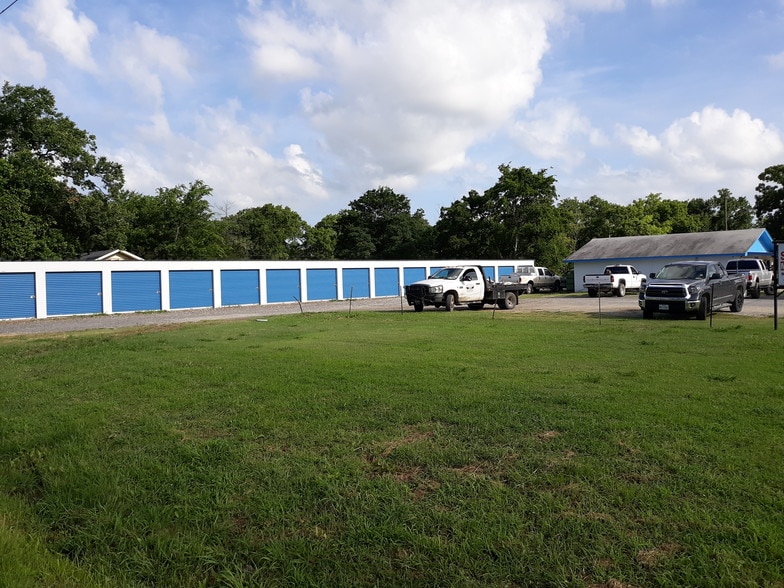 More Photos Of 22051 Hwy 90, Bedias Self Storage For Sale
