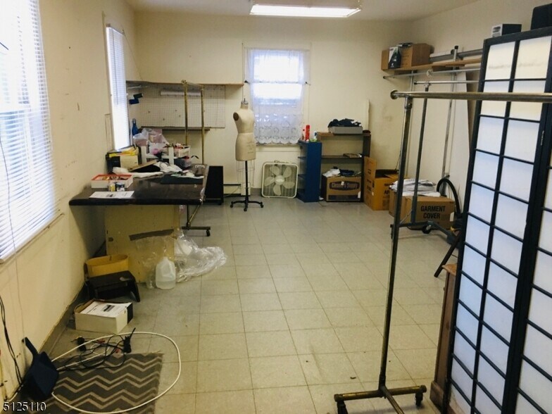 More Photos Of 1194 Sussex Tpke, Randolph Storefront For Lease