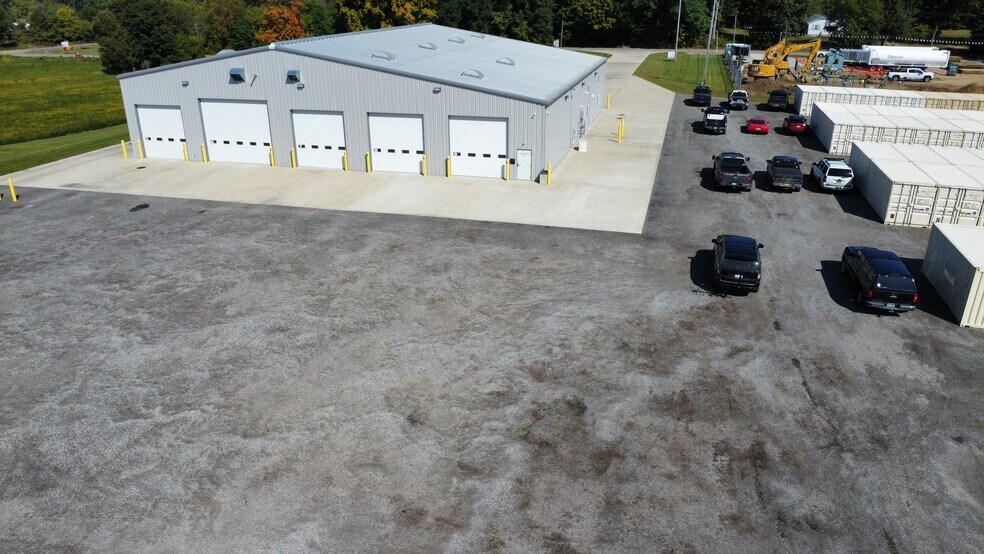 More Photos Of 1347 W Britton Rd, Morrice Truck Terminal For Sale