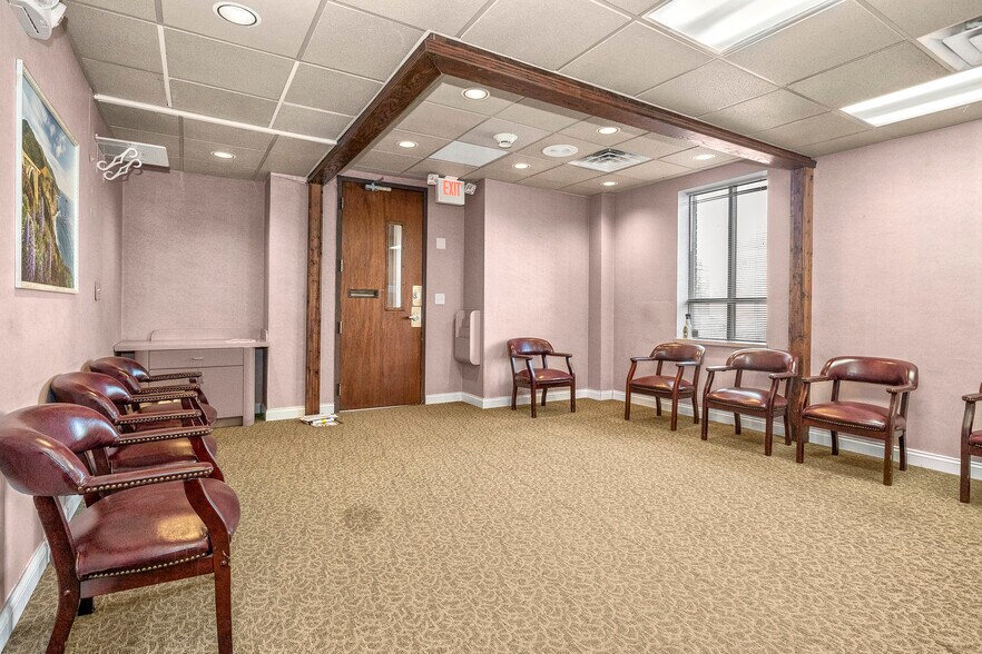 More Photos Of 5245 Schaefer Rd, Dearborn Medical For Sale
