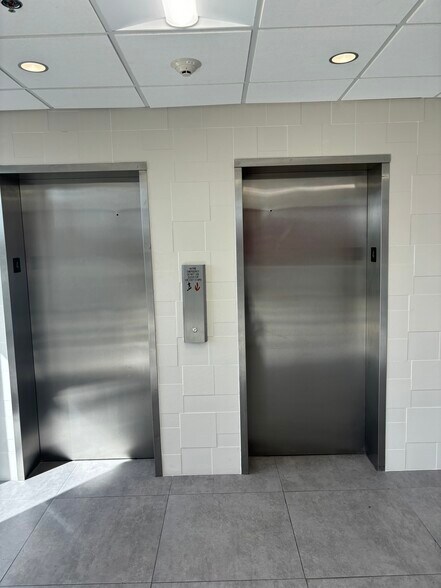 More Photos Of 1701 Ponce De Leon Blvd, Coral Gables Office For Lease