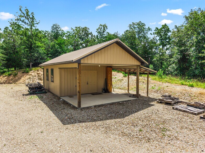 More Photos Of 110 Lizard ln, Story Specialty For Sale