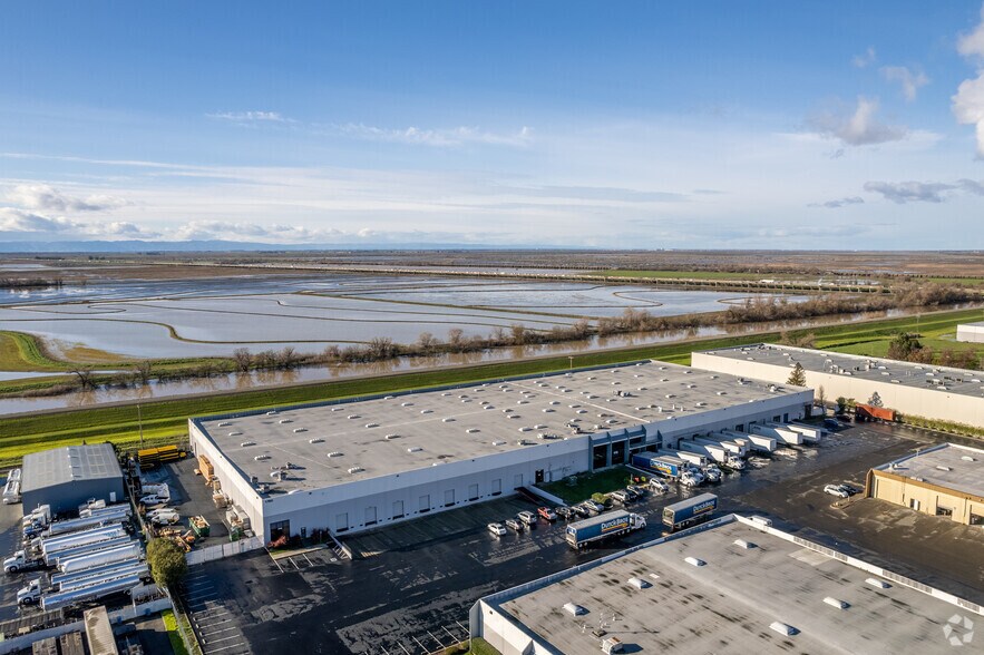 More Photos Of 1740-1760 Enterprise Blvd, West Sacramento Unknown For Lease