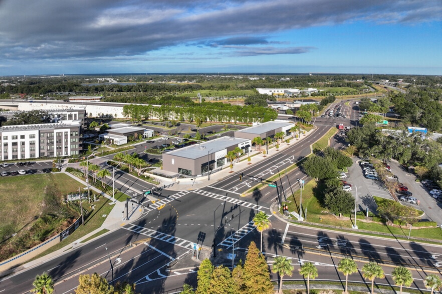 More Photos Of 320-340 Kathleen Rd, Lakeland Storefront For Lease