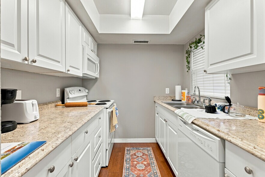 More Photos Of 1005 S New York Ave, Lakeland Apartments For Sale