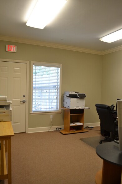 More Photos Of 2418 Mill Creek Ln, Tallahassee Office For Lease
